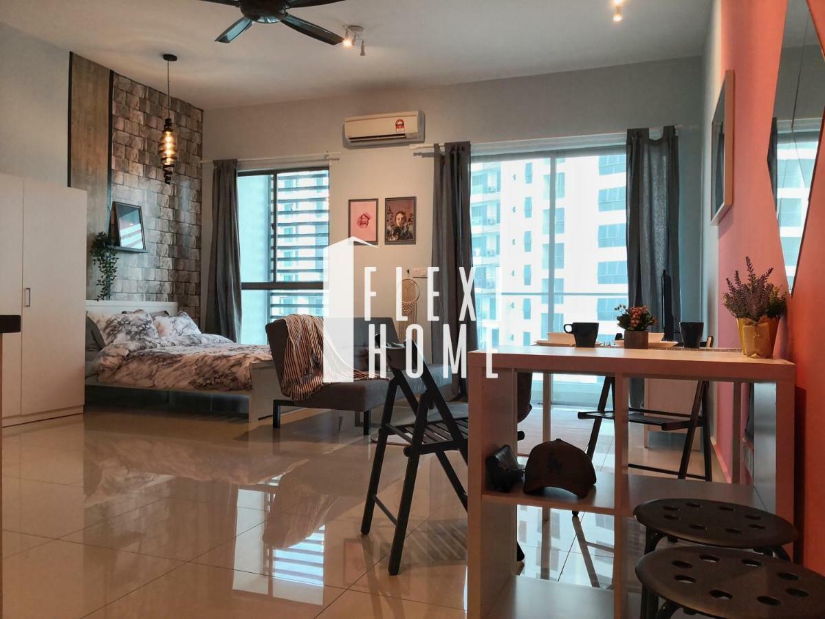 Colour-Theme Designed, Private Studio Home, Cybersquare 27B Cyberjaya, Flexihome-My Dış mekan fotoğraf